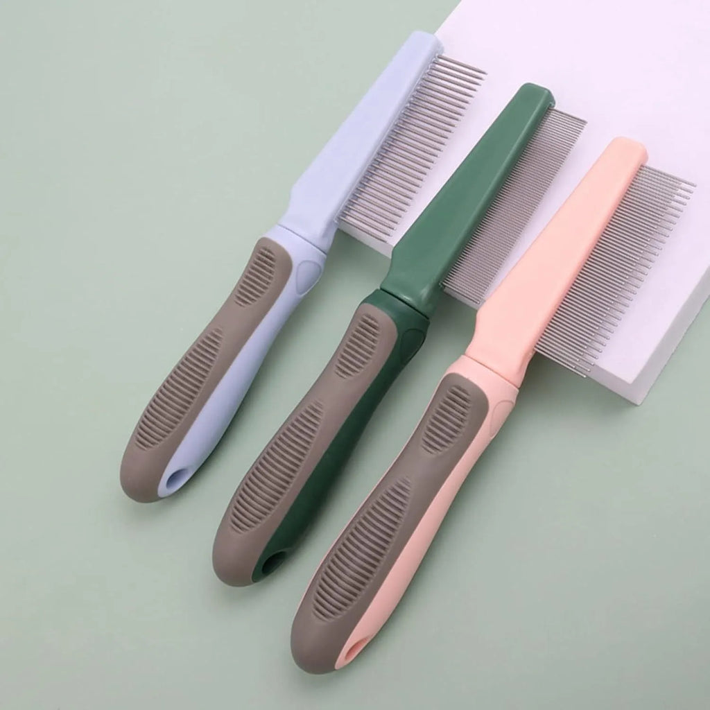 Blue pet detangler comb with three tooth configurations and rubber handle
