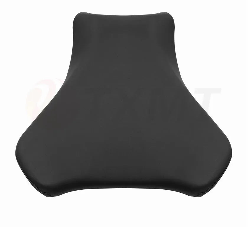 Suzuki GSXR1000 motorcycle with black PU leather seat covers on both front and rear seats.