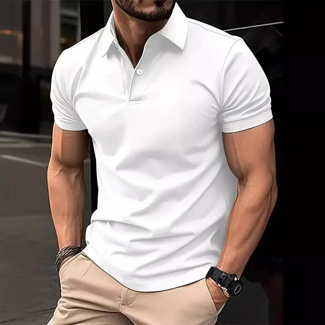 Man wearing a slim-fit solid colour short sleeve button shirt in a casual setting.