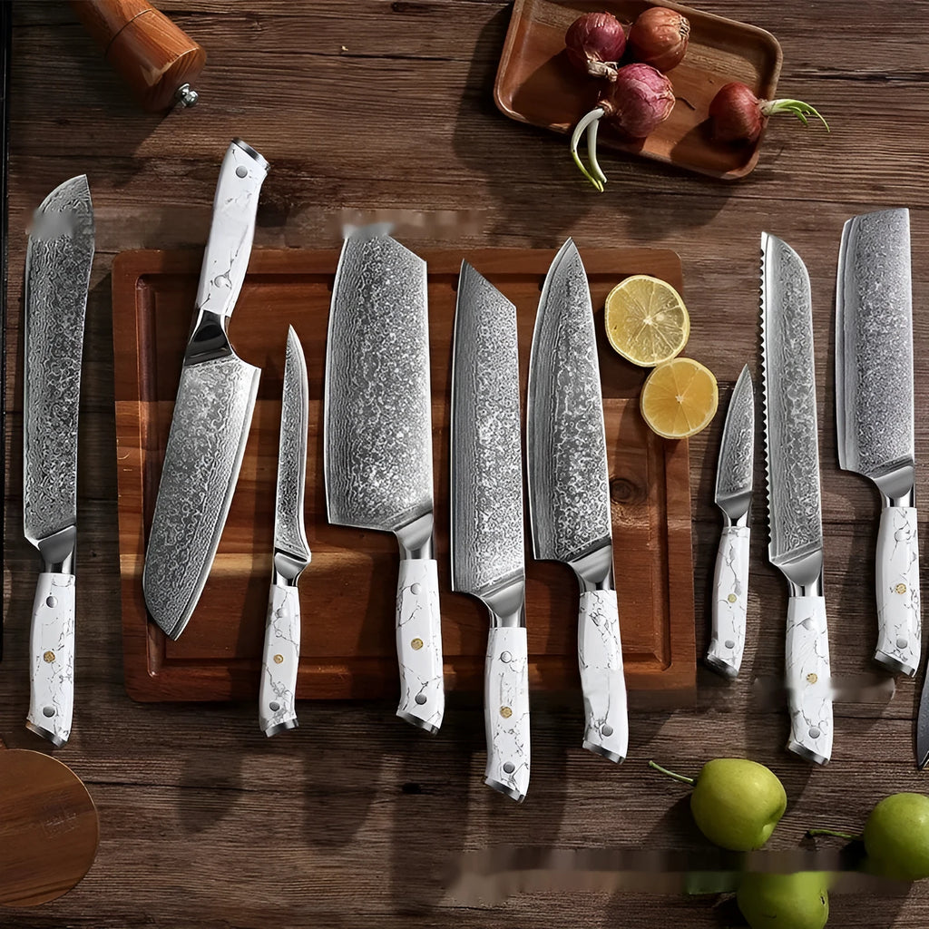 Damascus VG10 steel chef's knife with 21cm blade combining eight cutting functions
