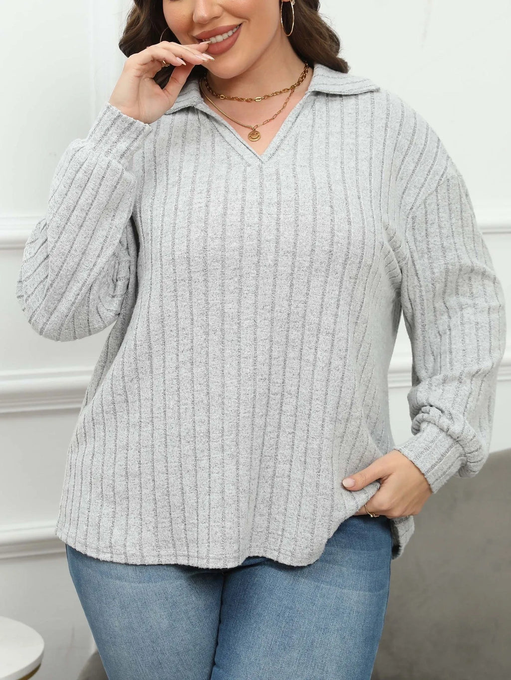 Women's plus size polo collar shirt with lantern sleeves in melange gray velvet dyed polar fleece fabric