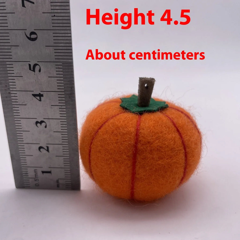 Wool felt pumpkin ornaments for doll decoration with 5cm diameter