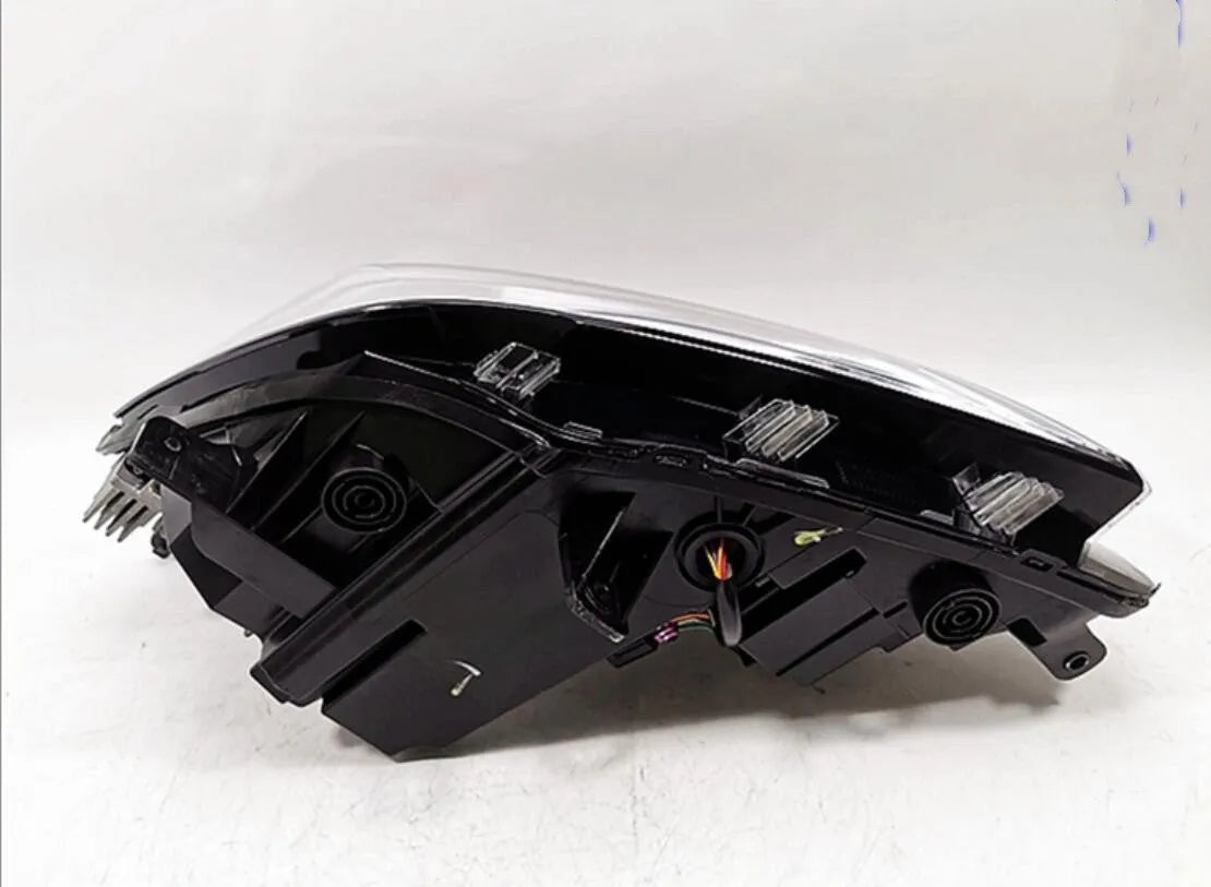 Replacement car headlight unit with a nine-line lens pattern for 2018-2021 vehicle models