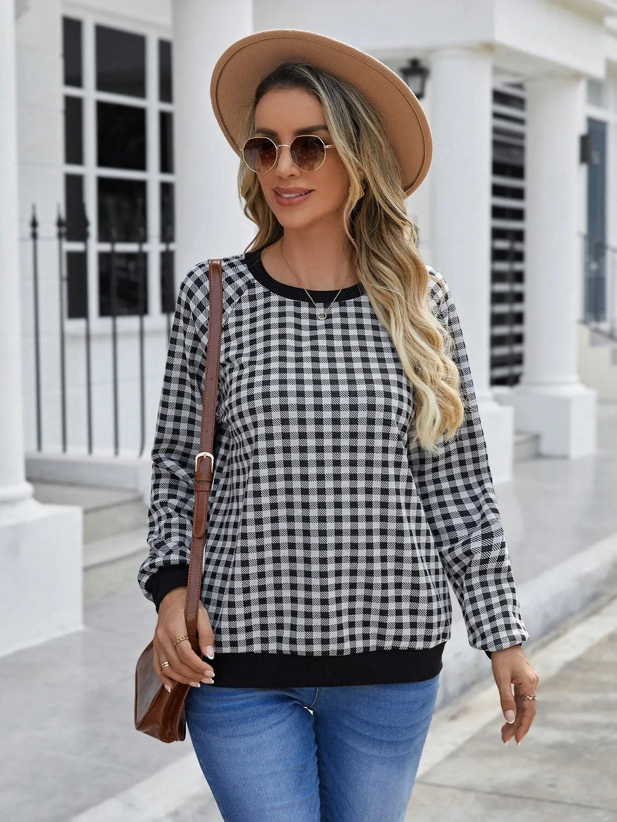 Black Japanese plaid pullover long sleeve sweater with printed pattern