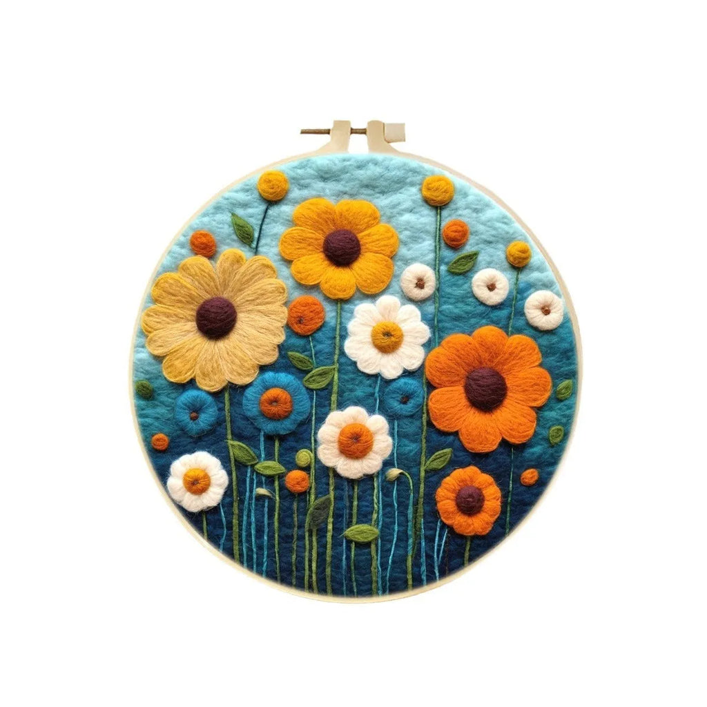 Round linen embroidery kit with wool felt pieces for a 20cm three-dimensional blanket painting project.