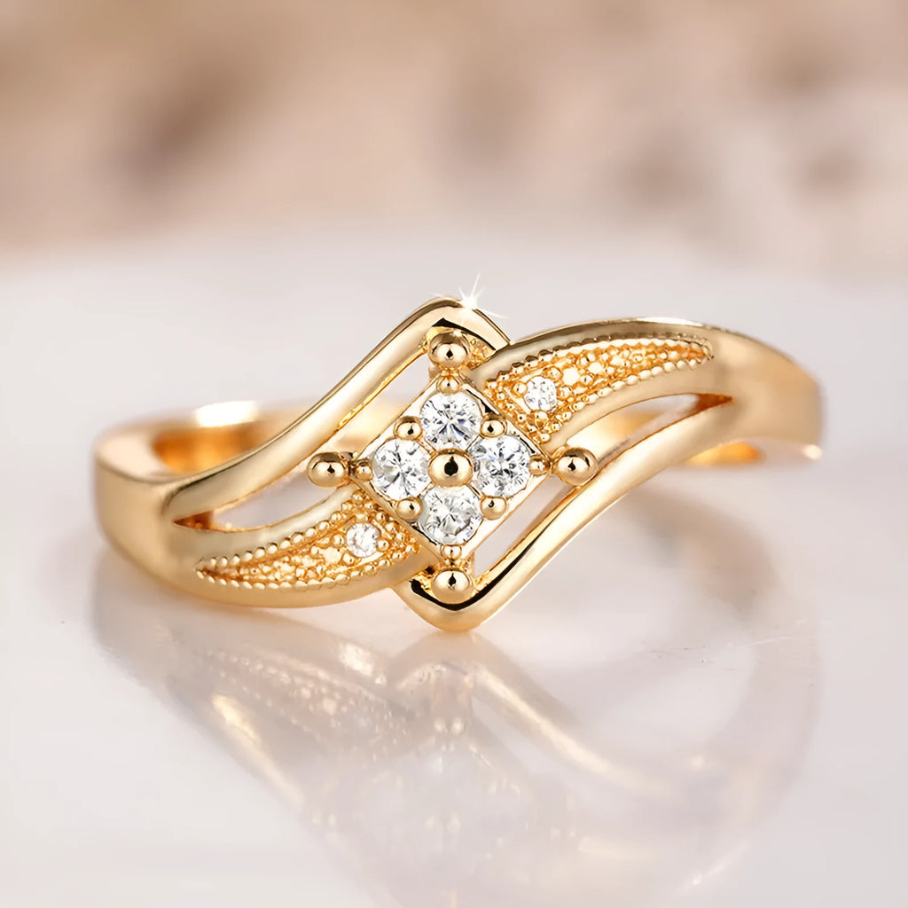 Women's diamond-shaped copper ring with micro inlaid zircon stones in yellow gold colour
