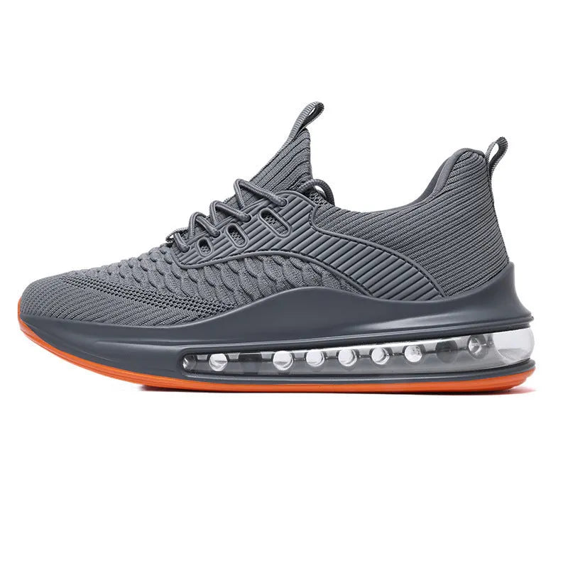 Men's solid-colour low-top mesh running shoes with lace-up front and rubber sole.
