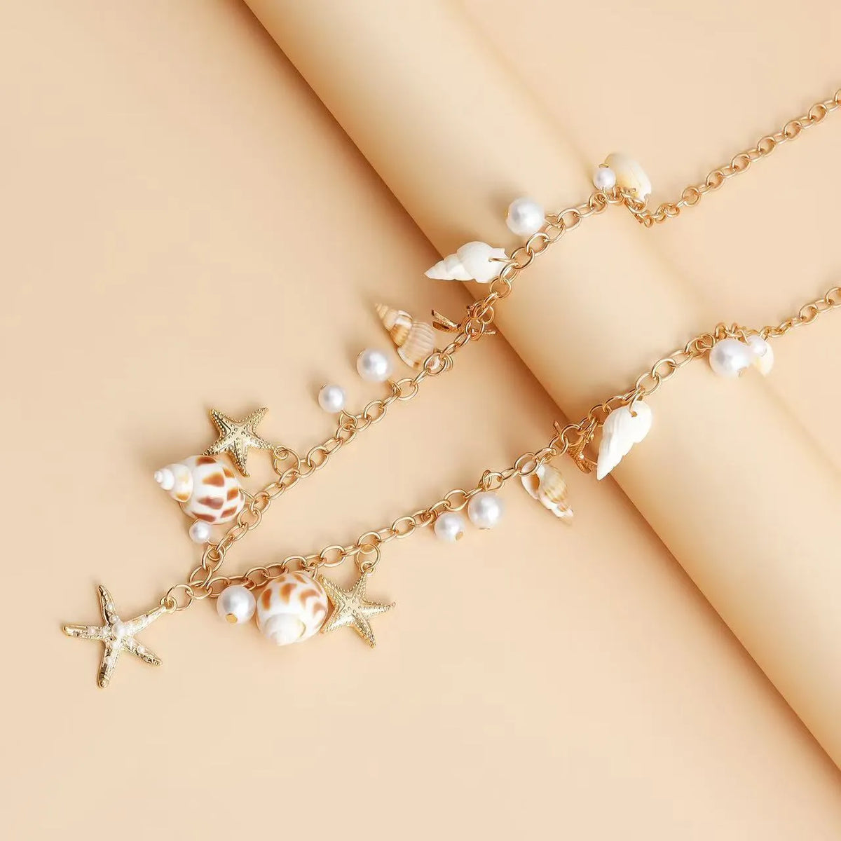 Women's star waist chain and matching bracelet set for summer beach styling