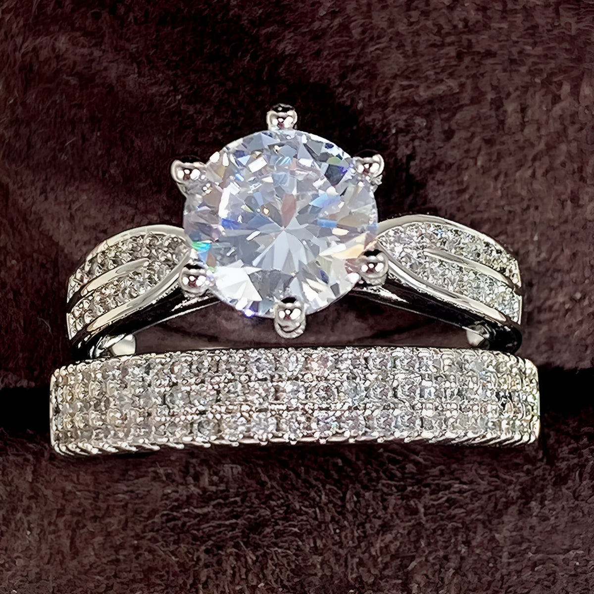 Geometric alloy wedding ring bracelet in white gold colour showing round design elements