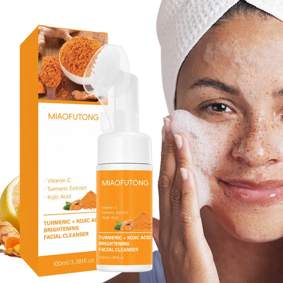 Turmeric and ginger facial cleansing kit with 30 pads, soap net, and 490g product content