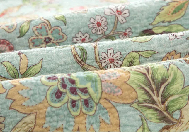 Blue cotton quilted bedspread set with American floral and bird pattern, size 230x250 cm.