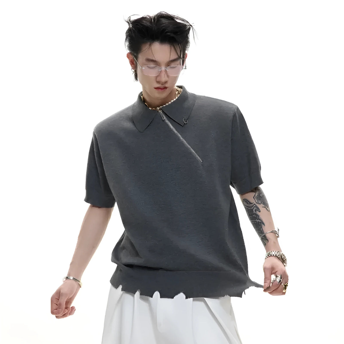 Men's slim fit knitted polo shirt with oblique zipper on lapel collar in black colour