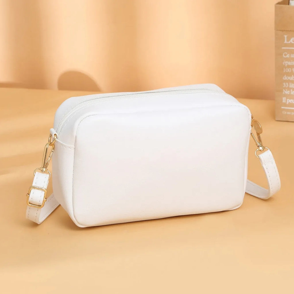 Solid colour PU leather ladies shoulder bag with three-dimensional pocket design in horizontal square shape