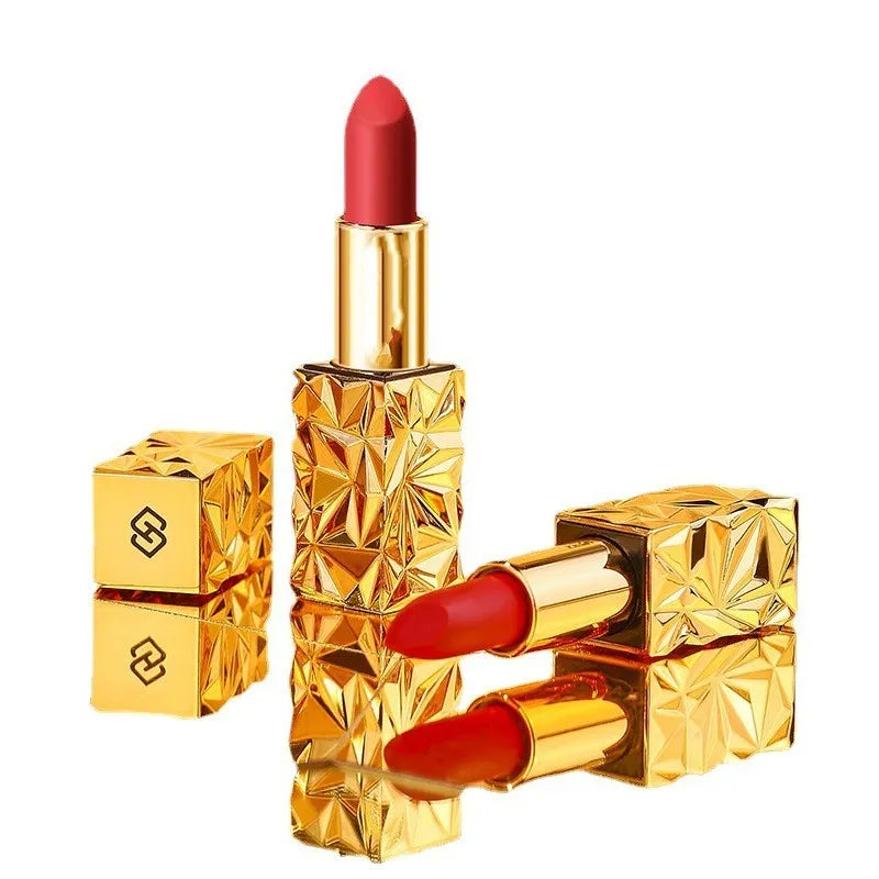 Velvet Soft Fog Lipstick 3.8g matte red lip colour with smooth silky texture