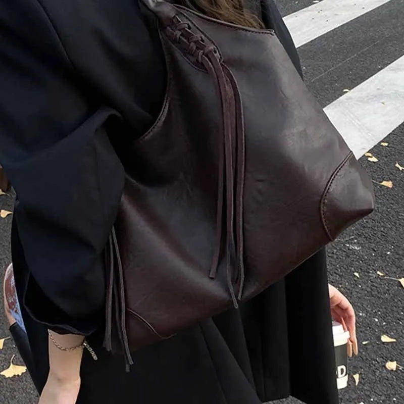 Large capacity PU tote bag for women in black, brown or coffee with sandwich pocket and phone bag