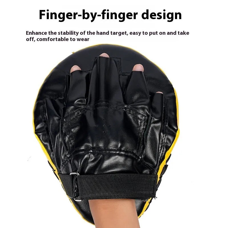 Boxing punching mitts in curved and flat designs for Muay Thai and Sanda training.