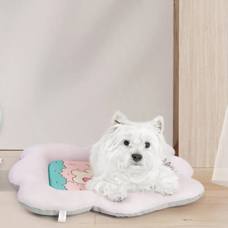 Green pet cooling mat for dogs and cats with ice silk fabric in large size