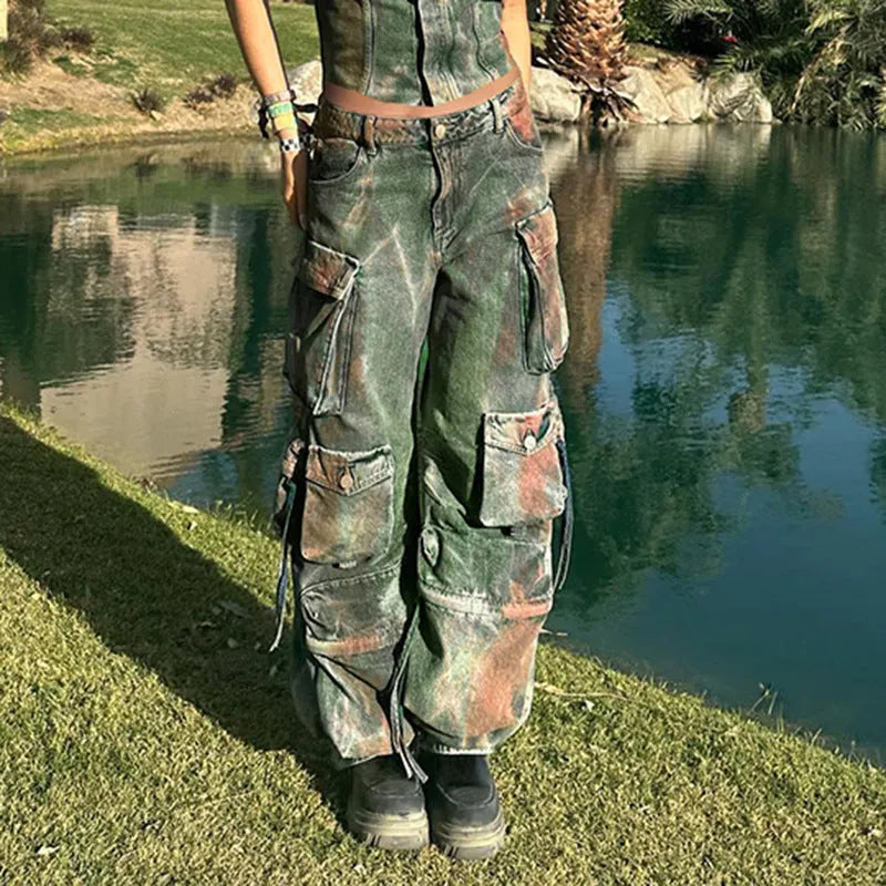 Loose cargo denim trousers with gradient colour pockets and multiple storage compartments