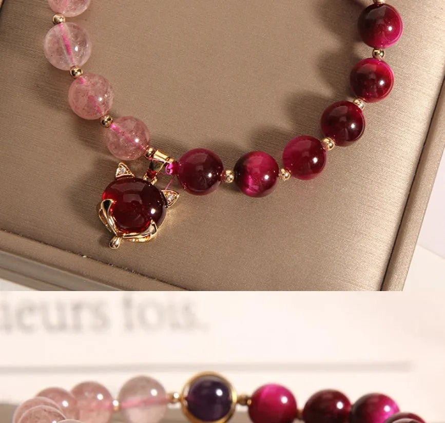 Women's strawberry crystal bracelet with elastic rope, simple design, uniform 18cm length