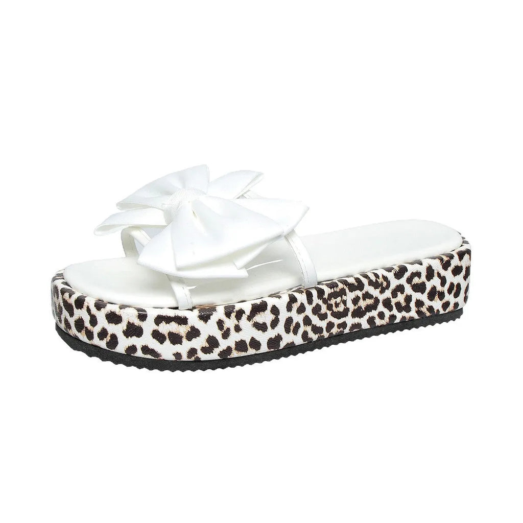 Leopard print thick bottom women's beach slippers in retro style with round toe