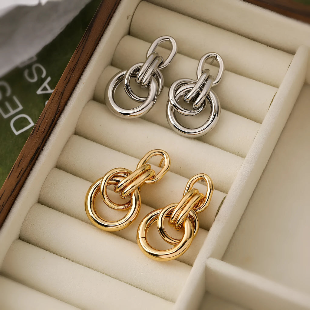 Women's gold geometric earrings with an irregular shape and high-profile INS design.