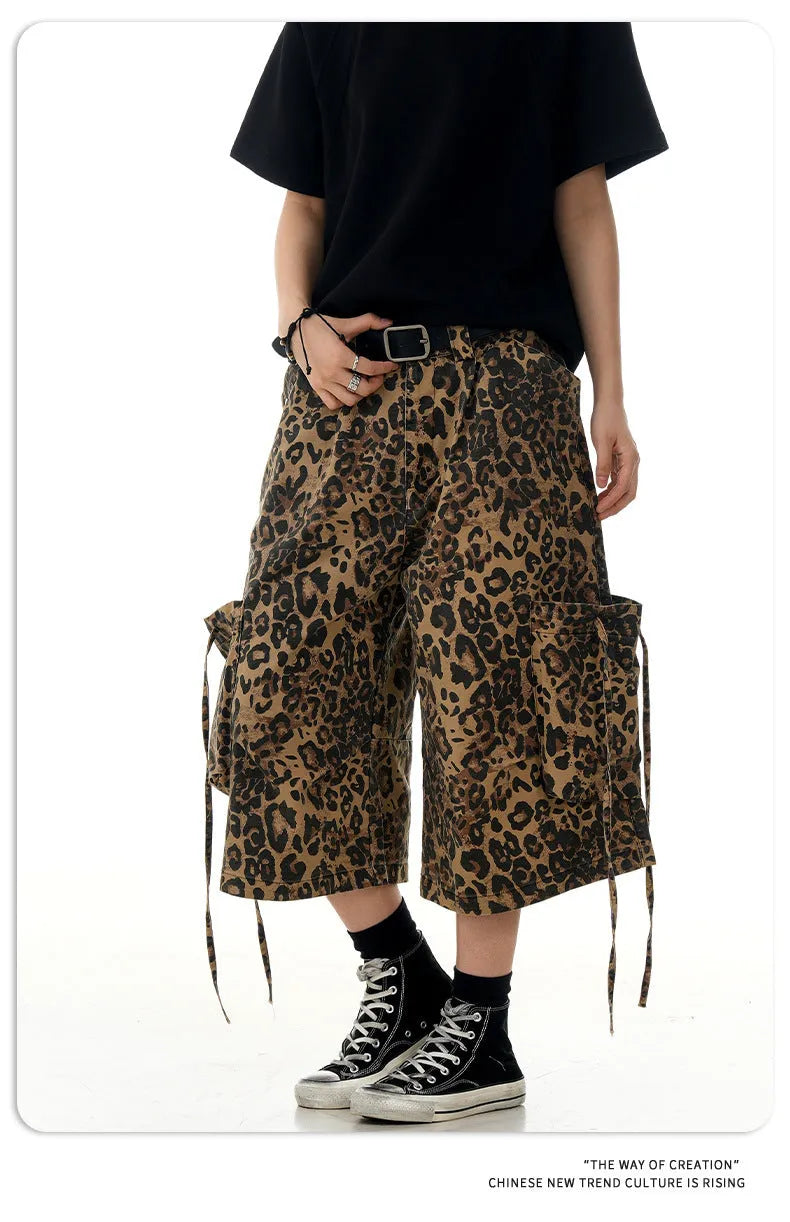 Women's leopard print cotton cropped trousers with high waist and button fly