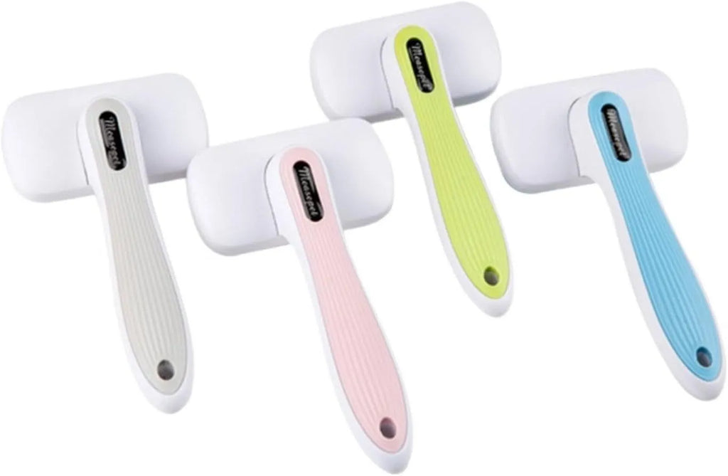 Automatic pet hair removal comb in blue for dogs and cats with one-click removal technology