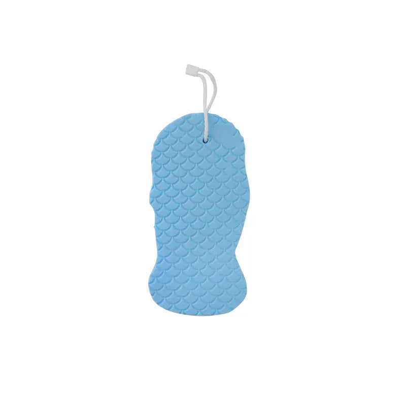 White 3D bath sponge with fish scale pattern for gentle body exfoliation
