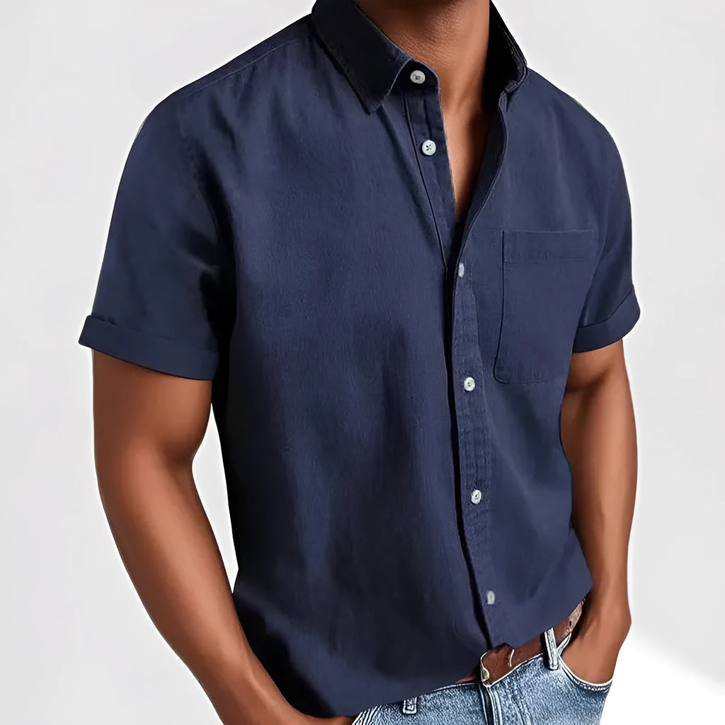 Men's loose fit short sleeve casual shirt with single-breasted cardigan style in cotton blend fabric