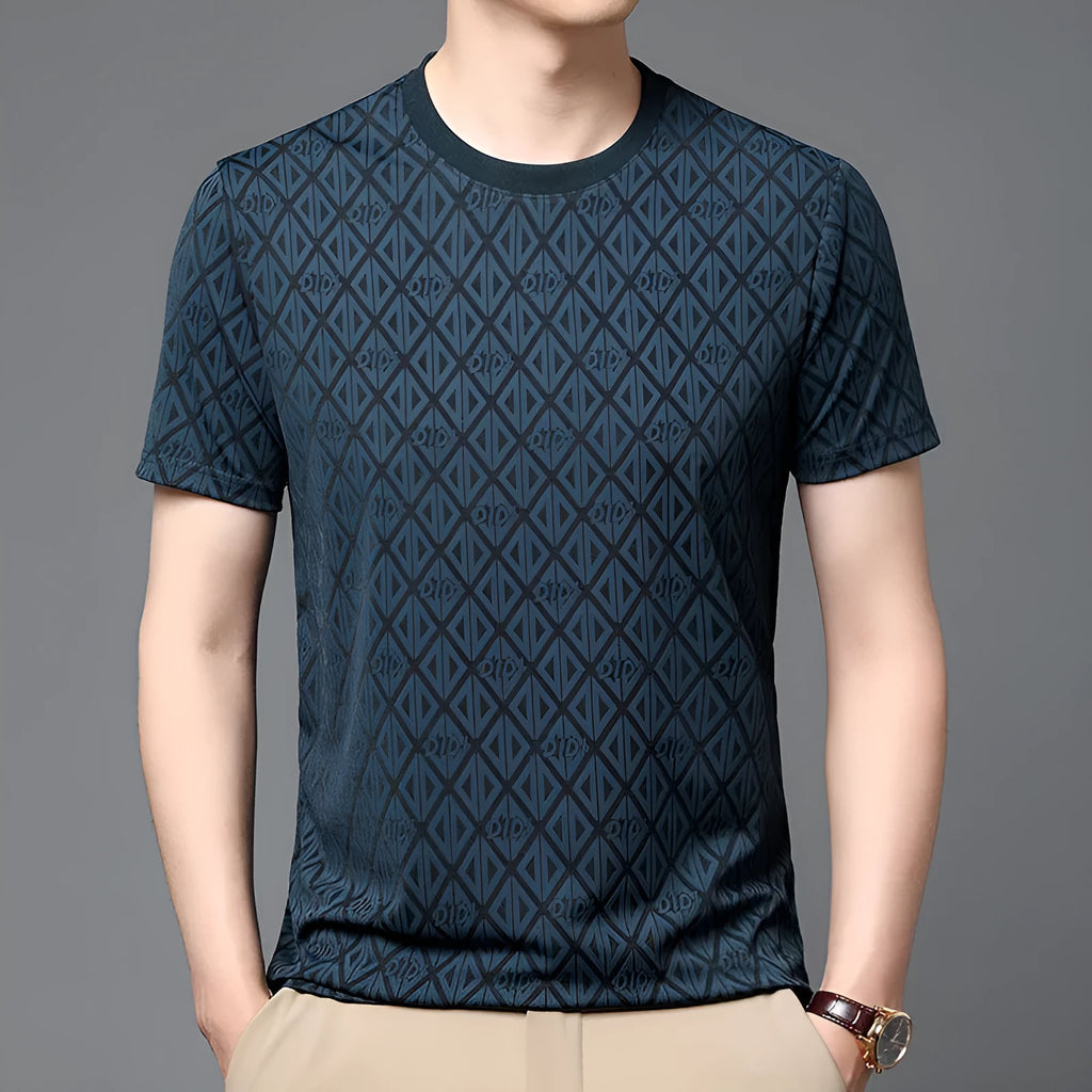 Man wearing a loose fit black jacquard short sleeve ice silk t-shirt.