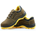 Bronze steel toe safety shoes with cowhide suede upper and patterned sole