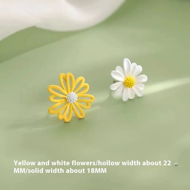 Little Summer alloy flower stud earrings in blue and orange, yellow and white, or white and green two-tone colours.