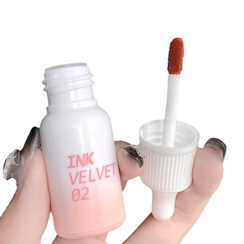 Mirror Lip Lacquer lip gloss tube in shades 01, 02, 04, and 06, 3.5g net content