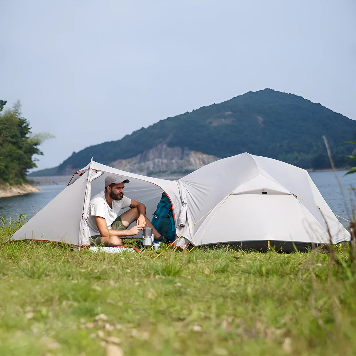 Ultralight 20D nylon plaid double-layer two-person camping tent with aluminium alloy poles in grey or purple