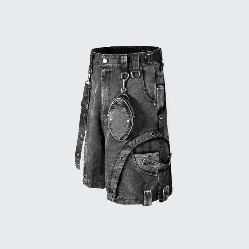 Loose high waist denim shorts in a washed picture colour, showing the retro street style and mid-length cut.