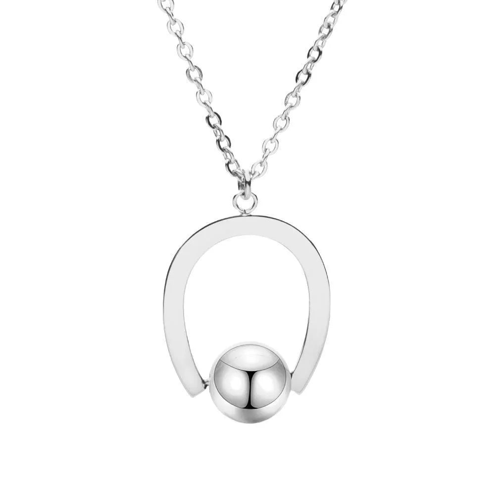 Stainless steel necklace with geometric pendant and adjustable 21-50cm chain