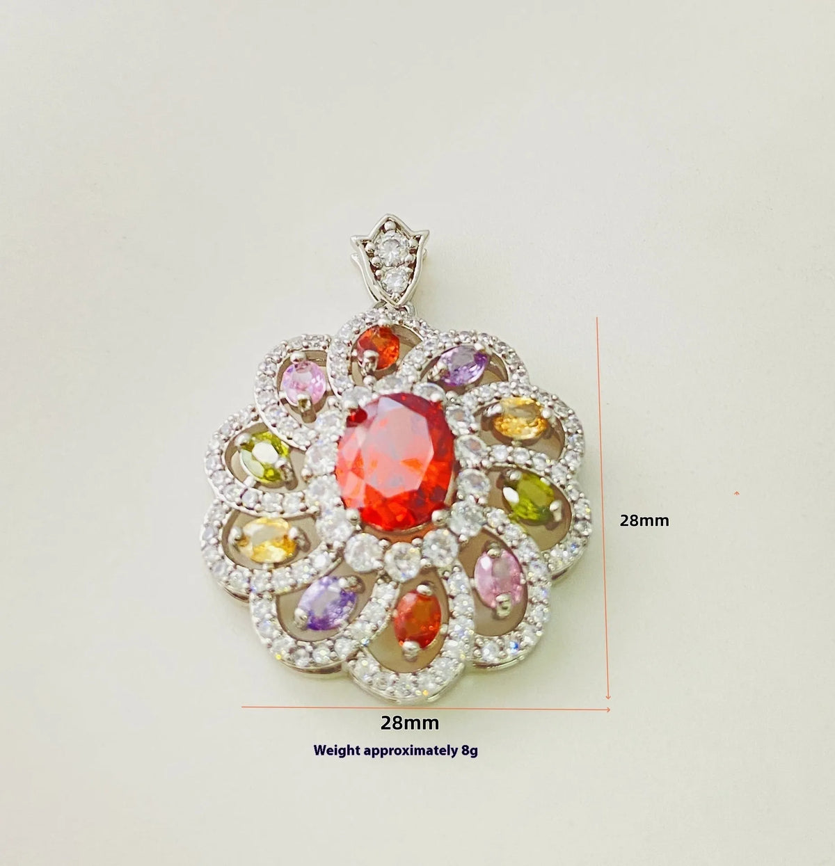 Women's floral zircon pendant necklace in gold, champagne gold or platinum colour with electroplated finish