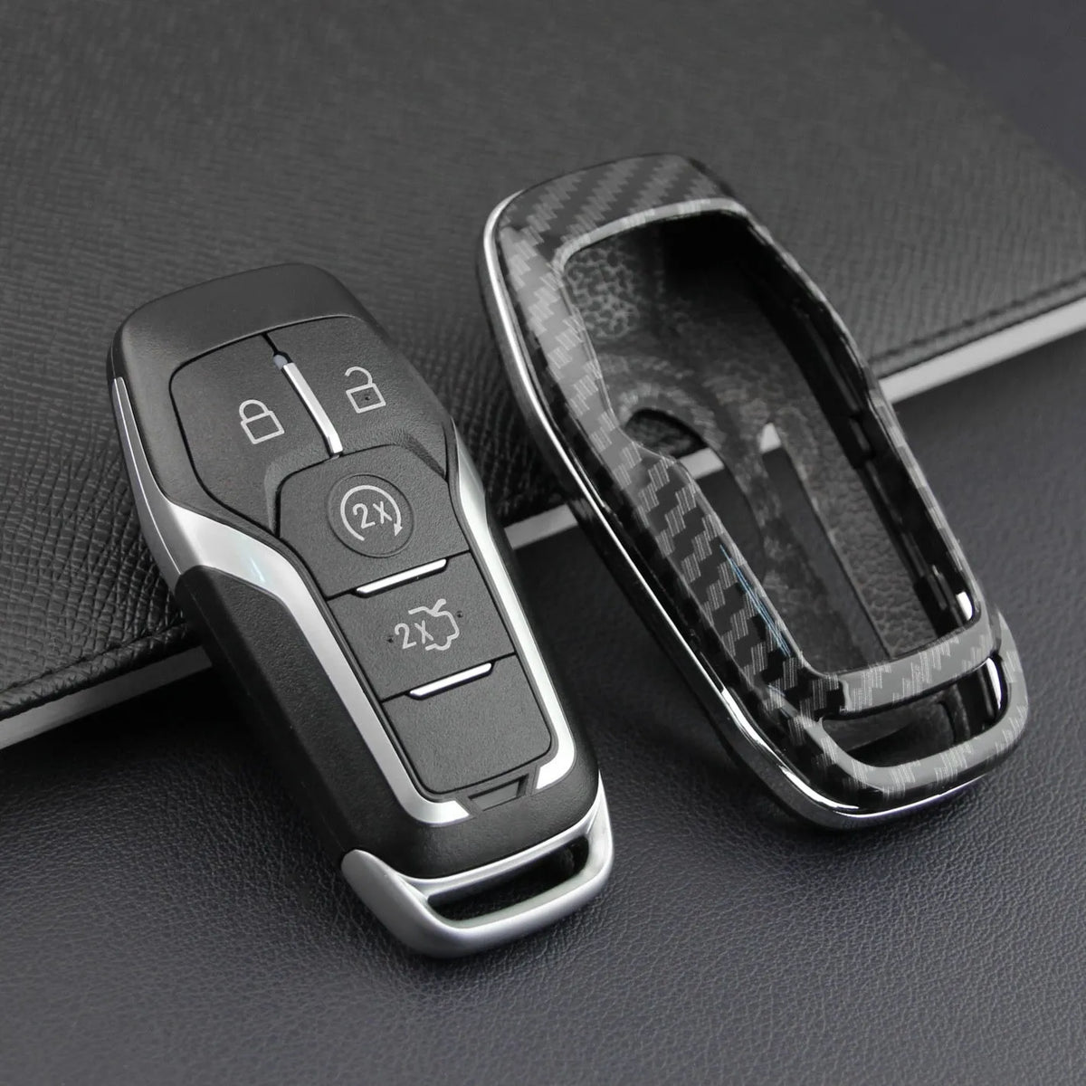 Plastic remote control protective shell for car keys with buckle detail