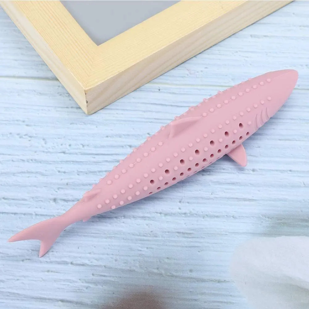 Fish shaped silicone cat chew toy with breathable side holes for catnip scent diffusion
