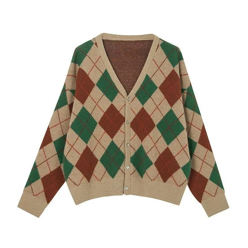 A knitted casual cardigan in a macaron colour, shown in a regular fit with regular-length sleeves.