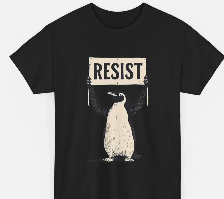 Straight fit cotton T-shirt in black green white colours with short sleeves round neck