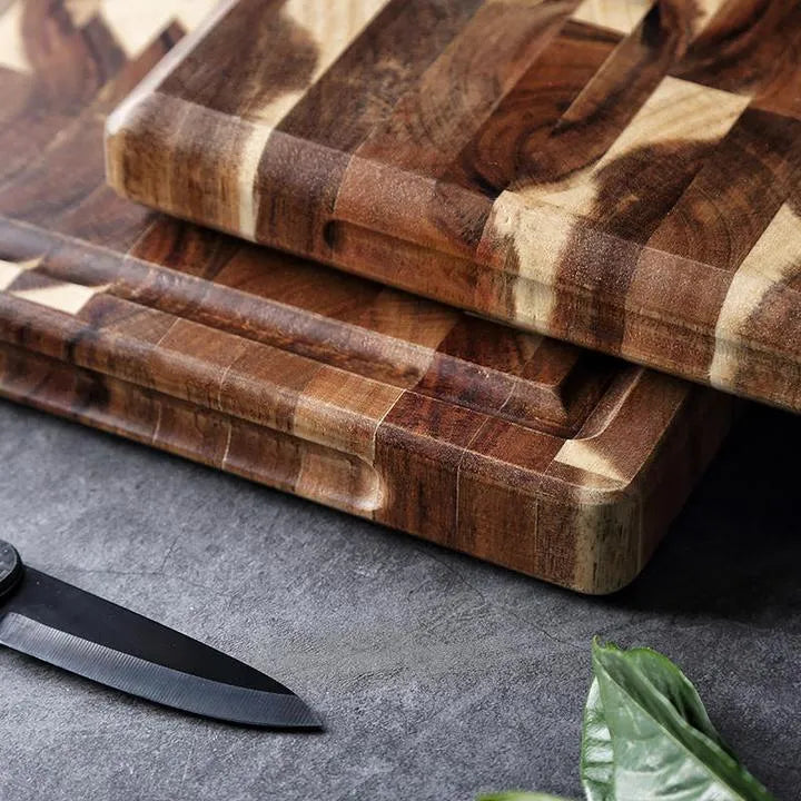 Brown solid wood chopping board with parquet pattern and 3cm thick edge