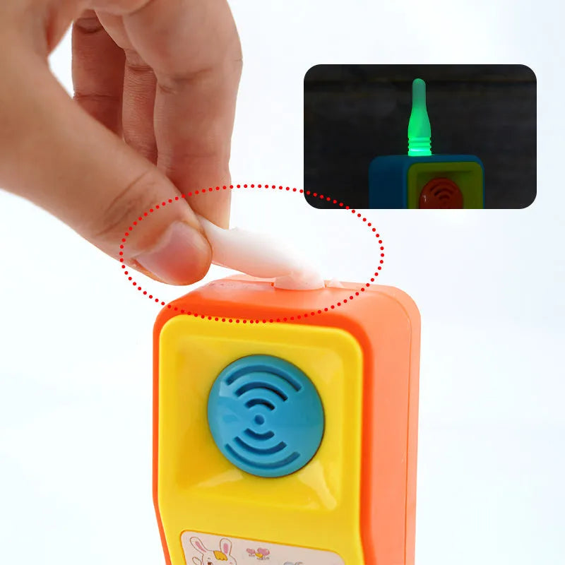 Children's sound and light educational toy with musical animal theme for age 3+