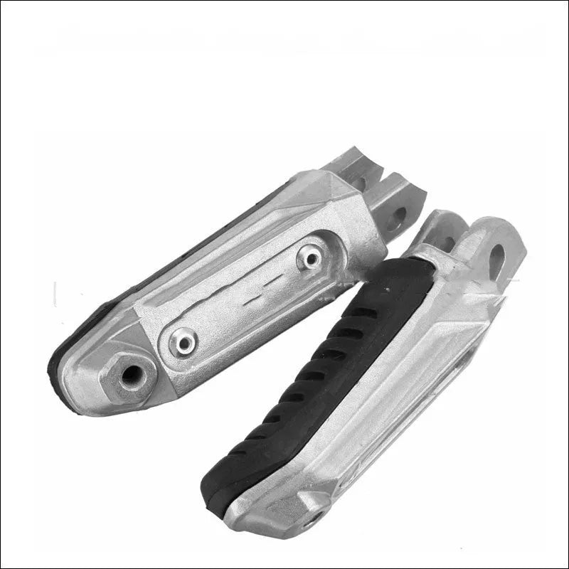 Black aluminium alloy motorcycle footpeg set for Suzuki Hayabusa, V-Strom, and other compatible models.