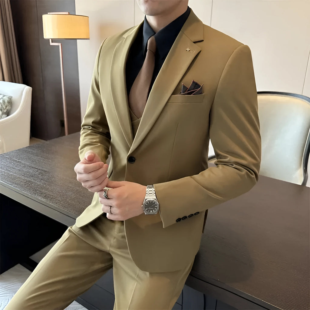 Men's slim fit formal jacket in dark green, made from chemical fibre blend fabric with adhesive interlining.