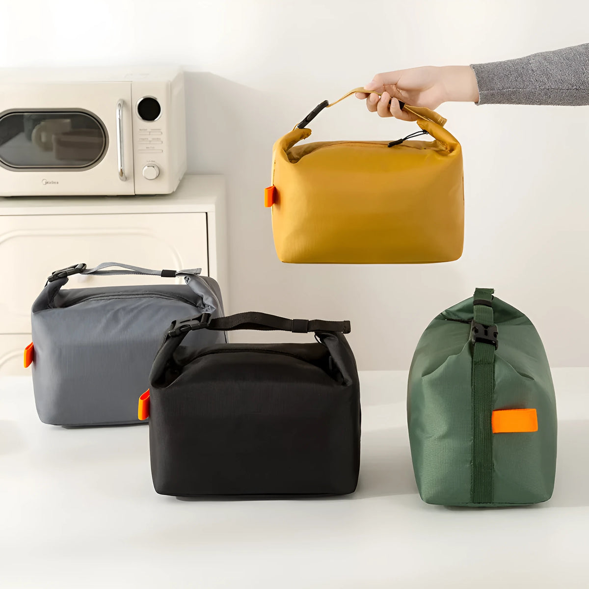 Japanese style Oxford cloth insulated bag in grey black yellow or army green with 24cm base for lunch storage