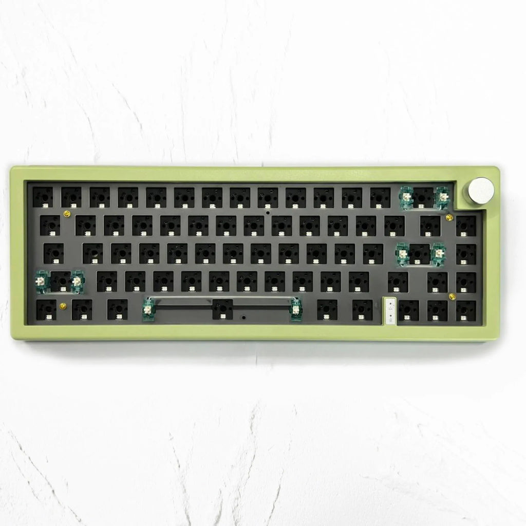 DIY mechanical keyboard kit components showing ABS housing, RGB backlit keys, and colour options