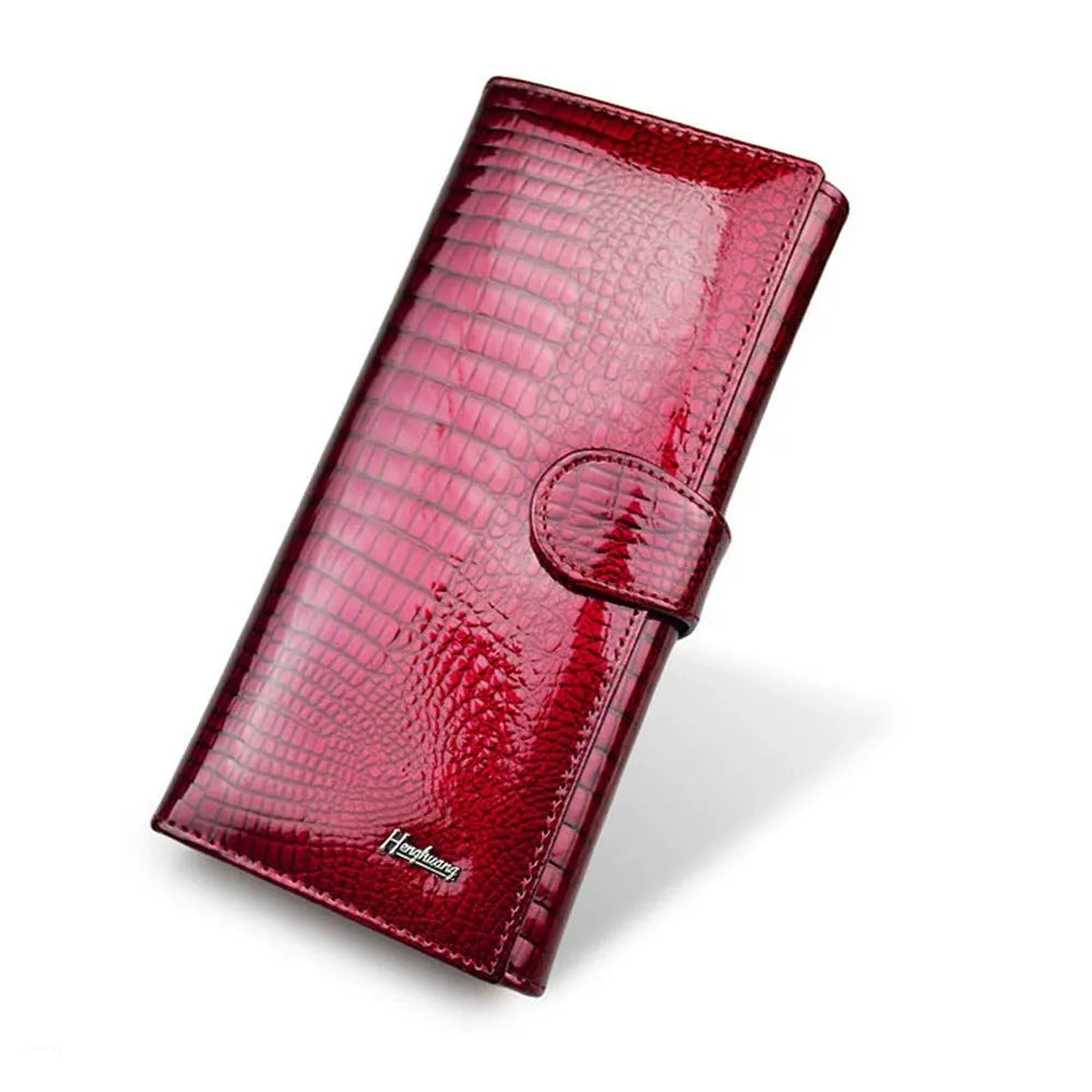 Women's genuine leather coin purse with crocodile pattern in wine red.