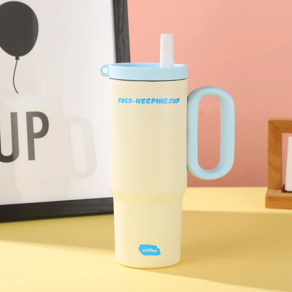 Insulated straw cup with handle in assorted colours for DIY bubble tea and cold drinks