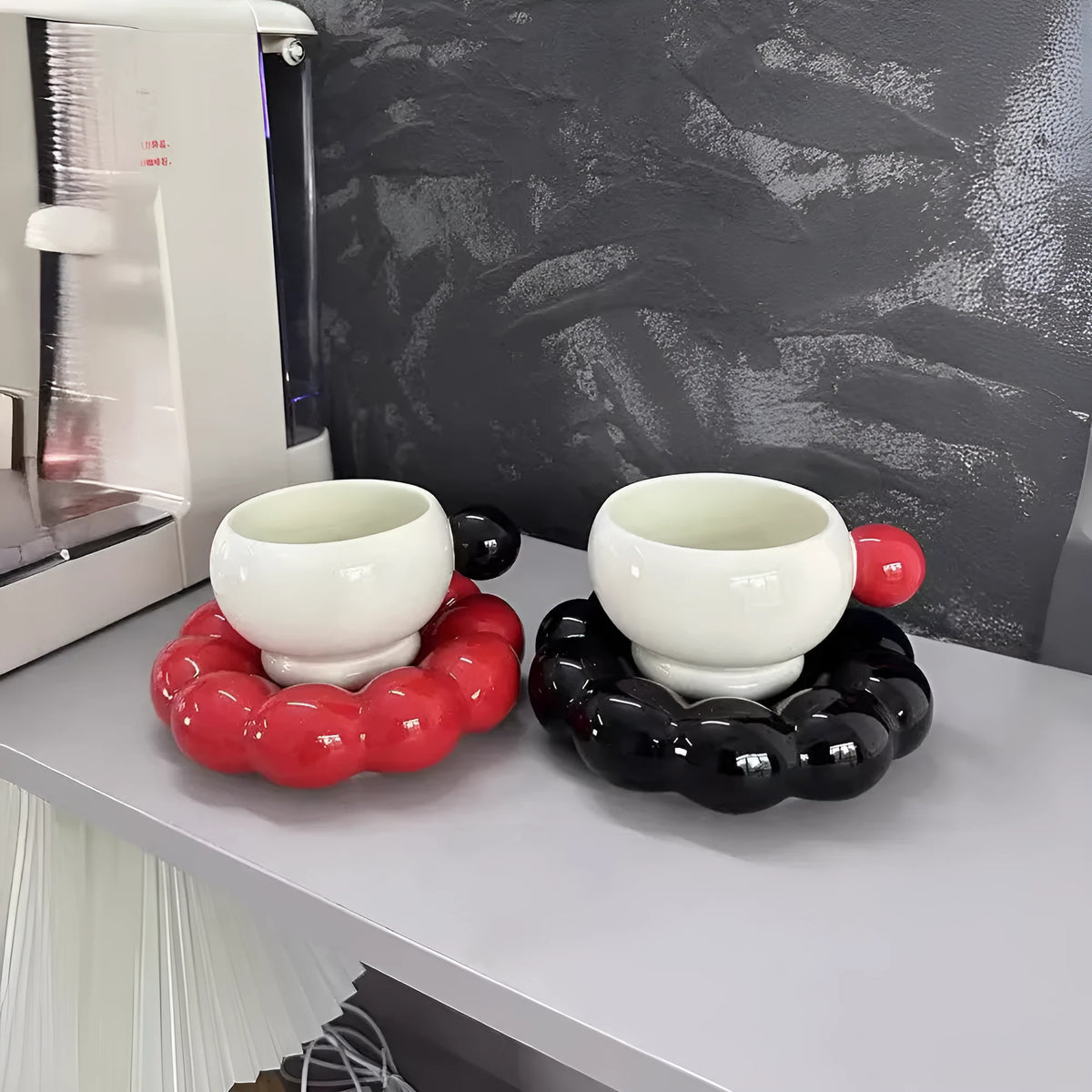 Ceramic coffee set with cup and dish in Nordic style, 250ml capacity, high temperature resistant